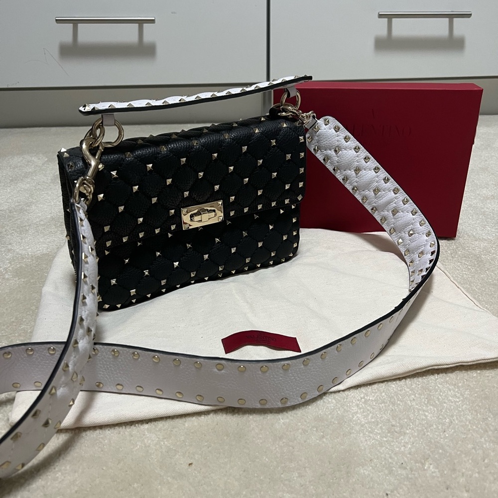 Valentino Rockstud bag Like New with Tags